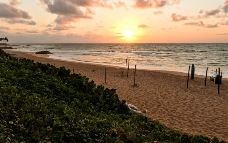 Sandstrand bei Sonnenuntergang