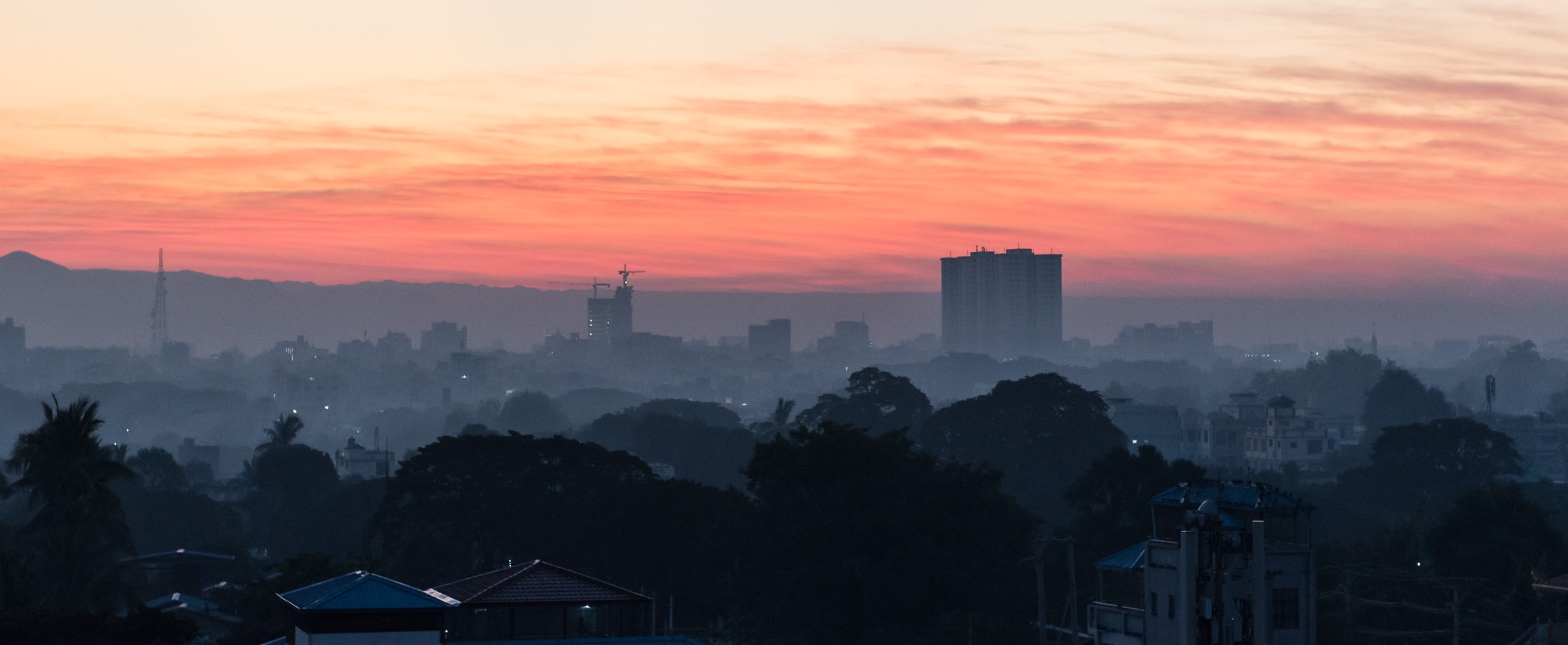 Sonnenaufgang über Mandalay