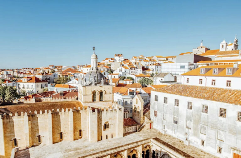 Blick über die Dächer von Coimbra