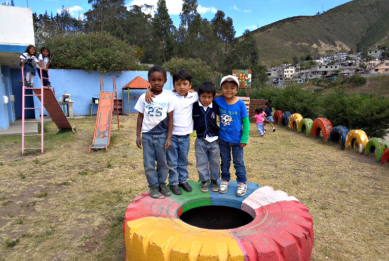 Draußen spielen und toben