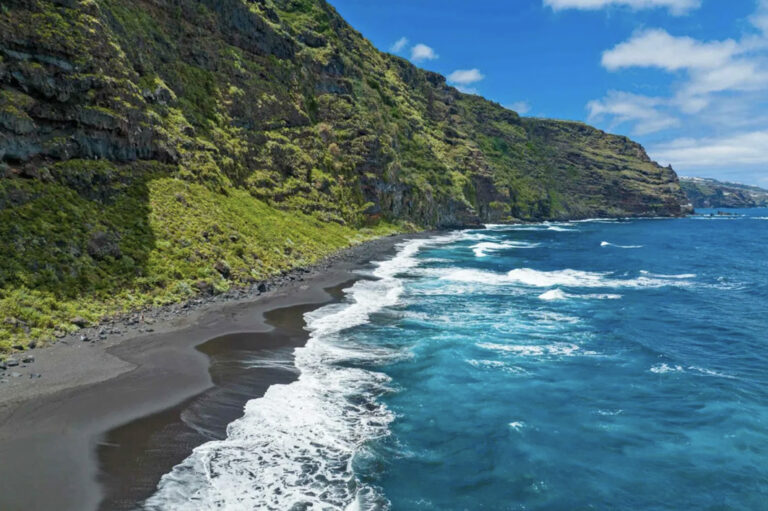 Schwarzer Strand auf La Palma
