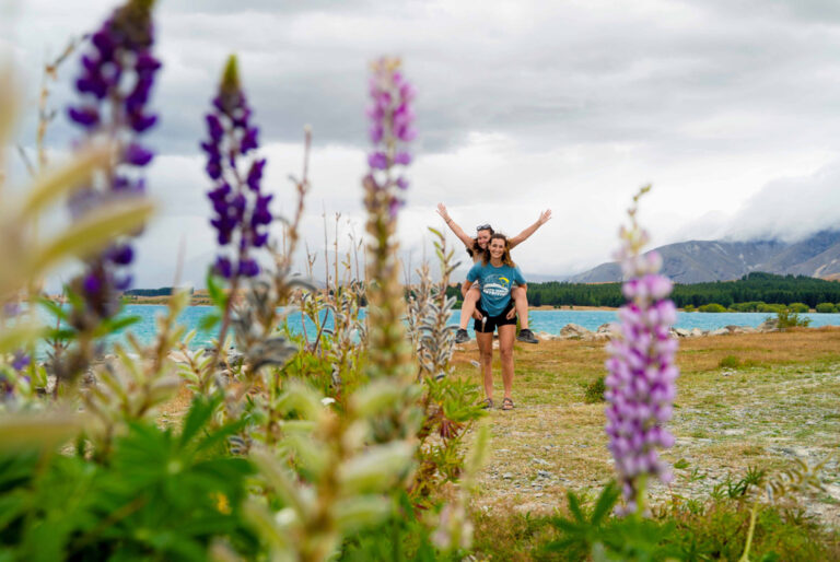 Unterwegs am traumhaften Lake Tekapo