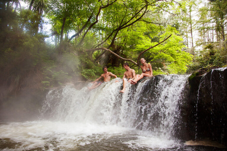 Baden im Kerosene Creek