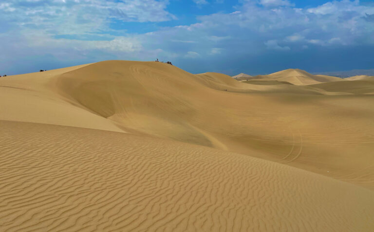 Die Sanddünen von Huacachina