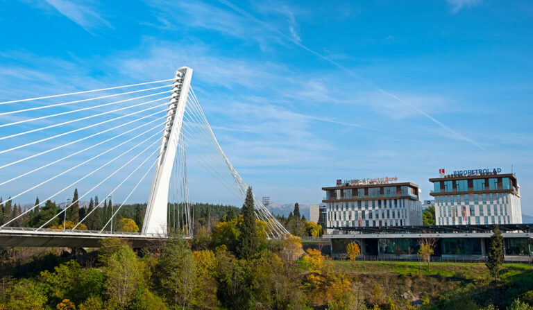 Moderne Brücke in Podgorica