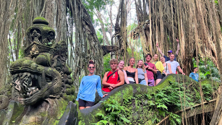 Reisegruppe im Urwald