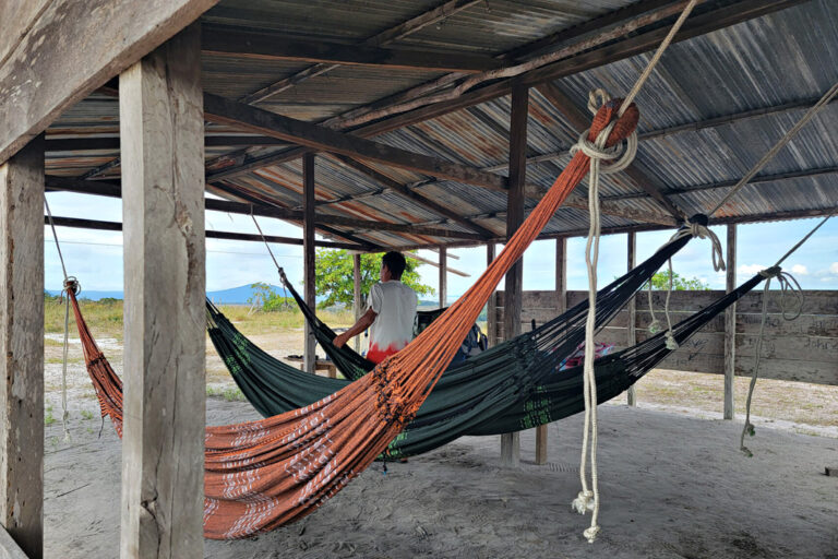 Geschütztes Hängematten-Camp