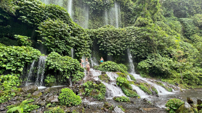 Wunderschöne Benang Stokel & Benang Kelambu Wasserfälle