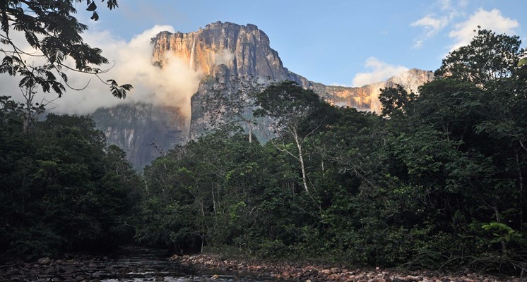 höchster Wasserfall der Welt Venezuela