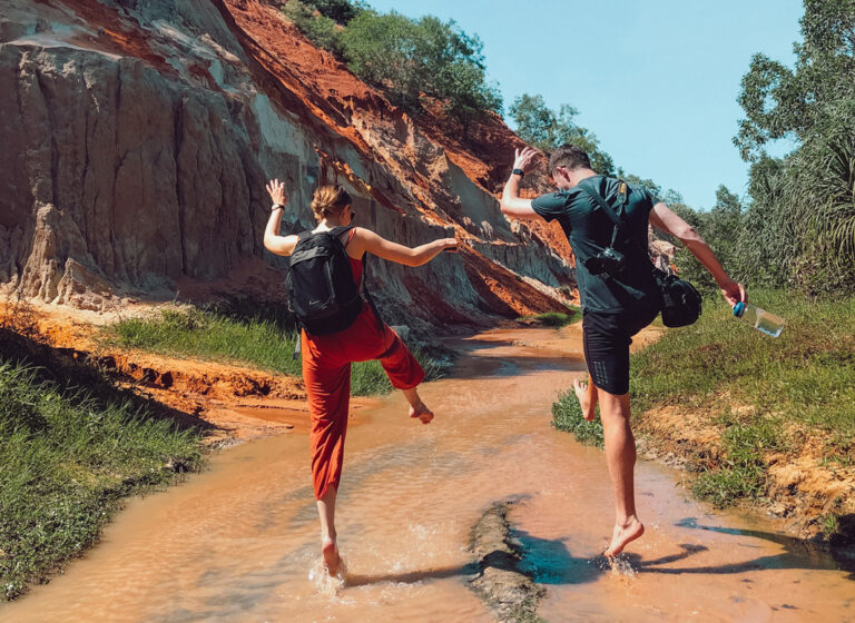 Barfuß durch den Fairy Stream